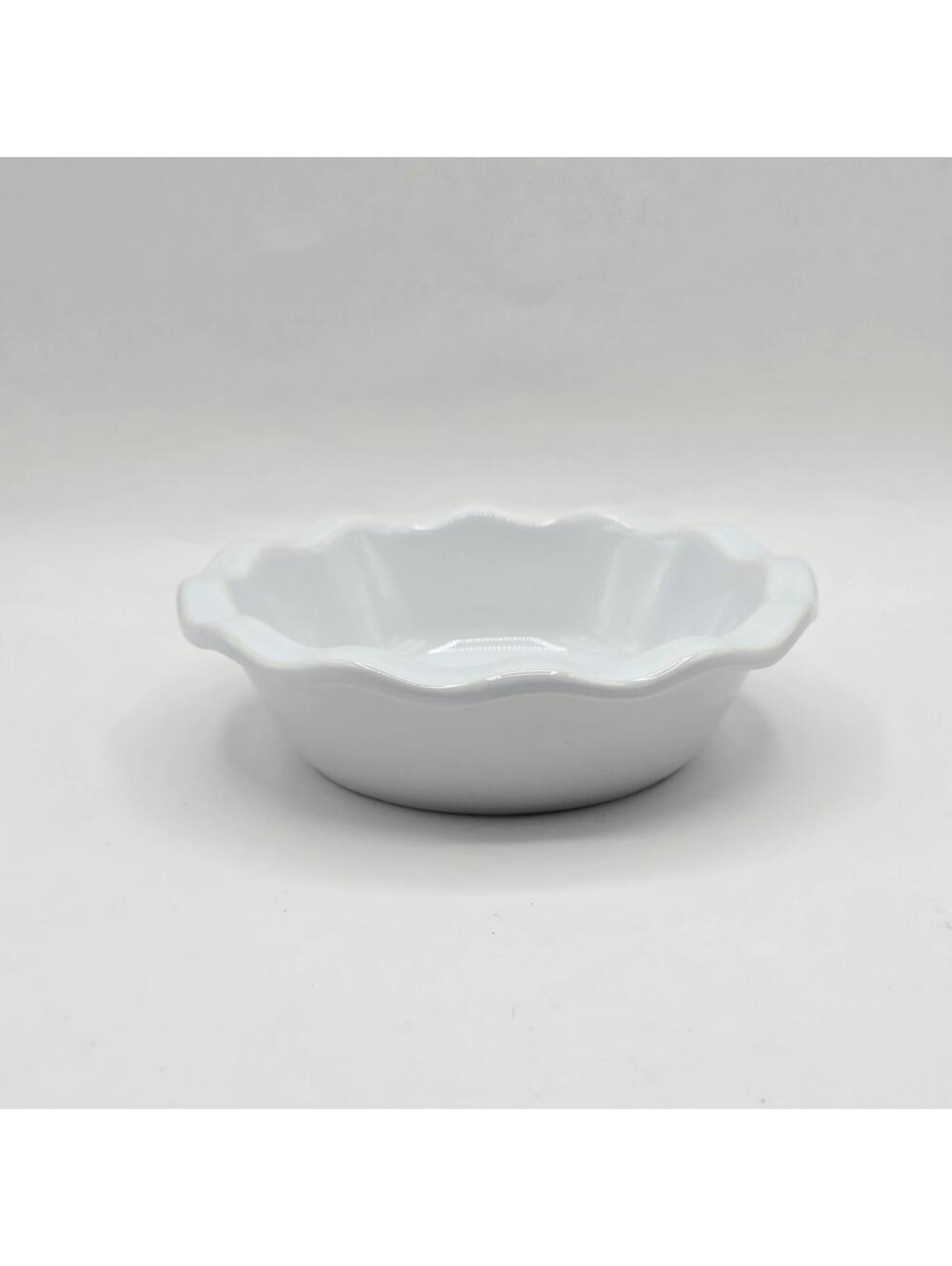 Emile Henry Small White Ruffled Pie/Tart Dish